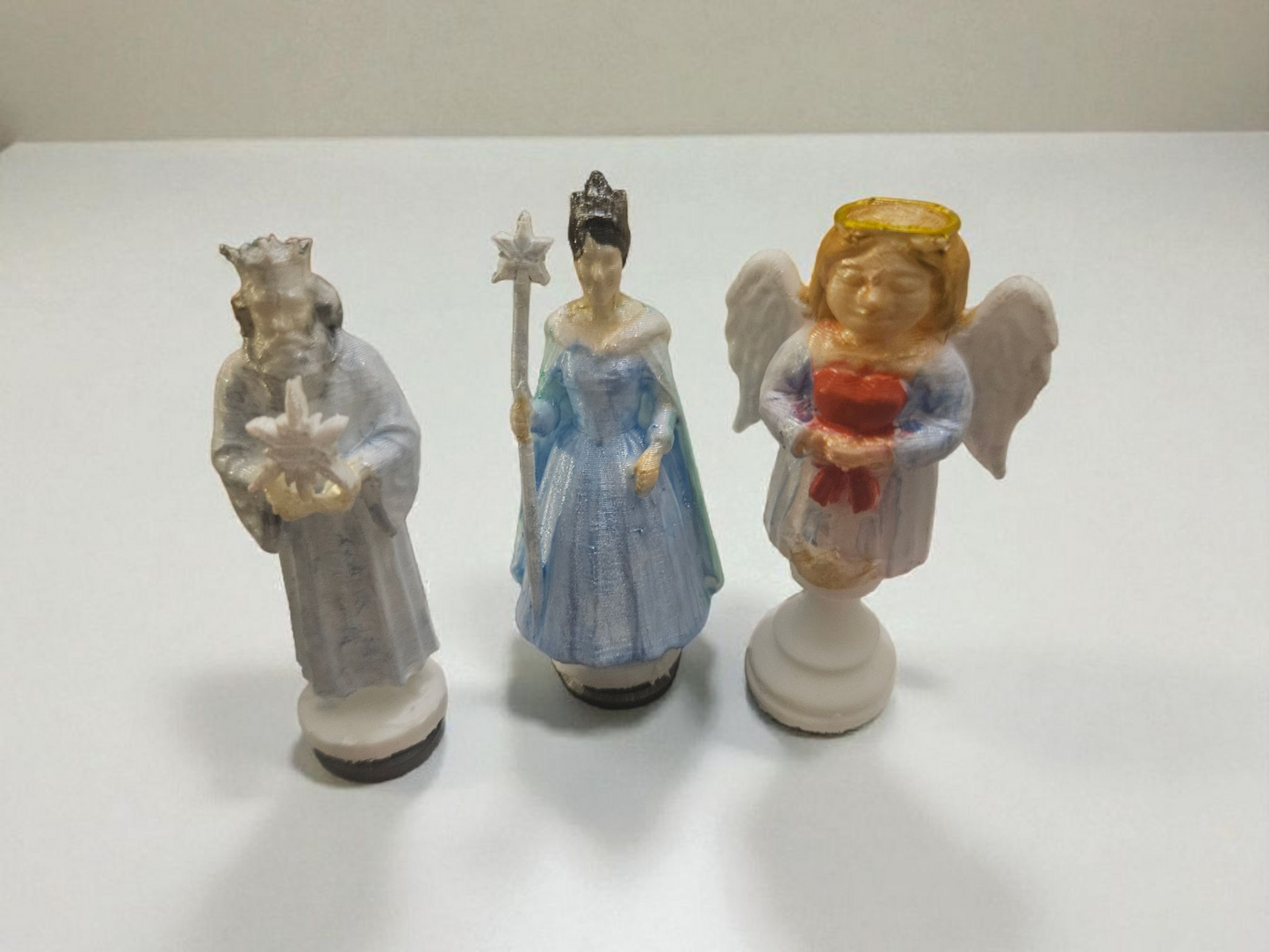 Christmas Themed 3D Printed Chess Set - Magnetic