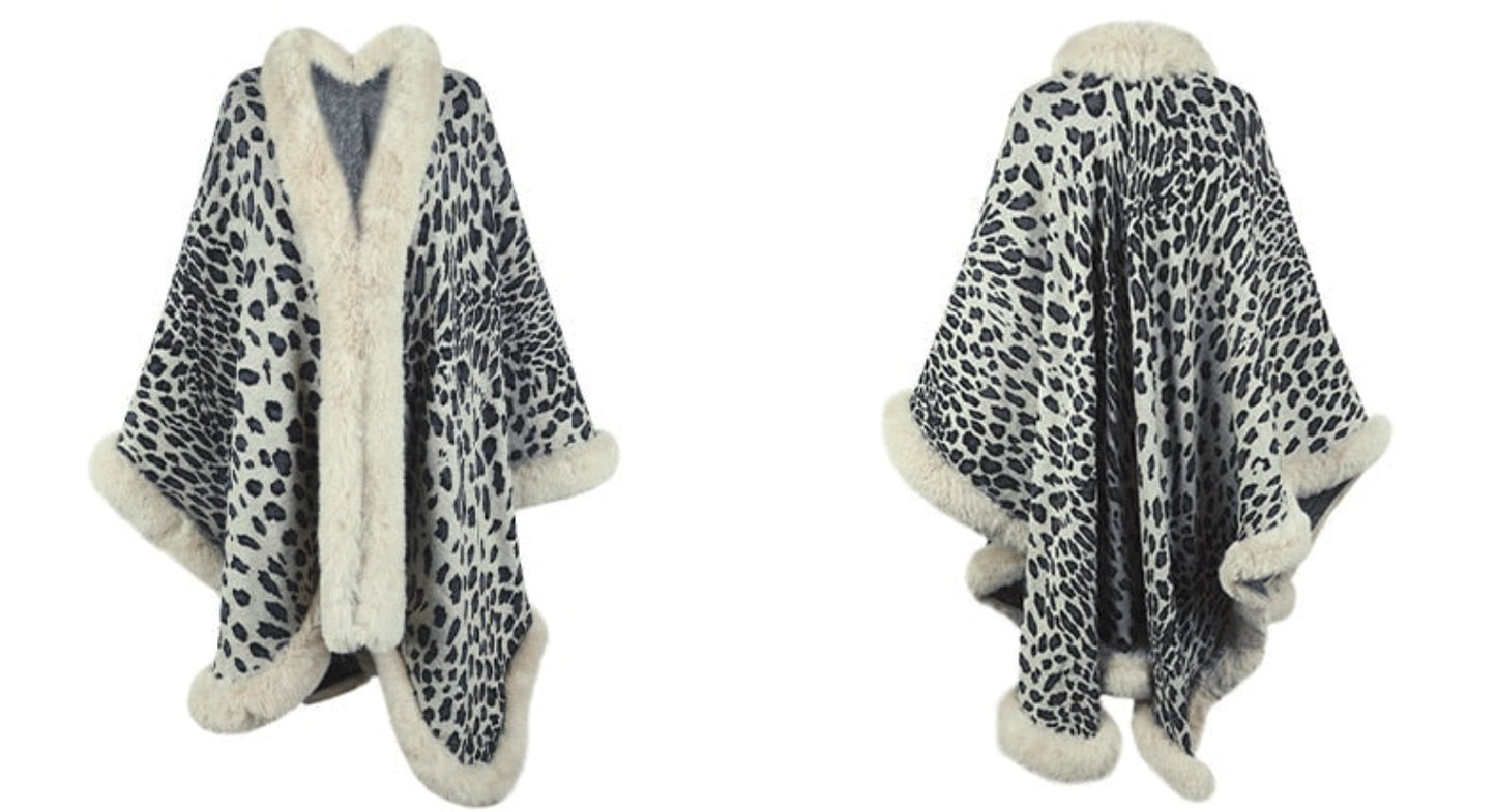 Thick Warm Fur Collar Cape