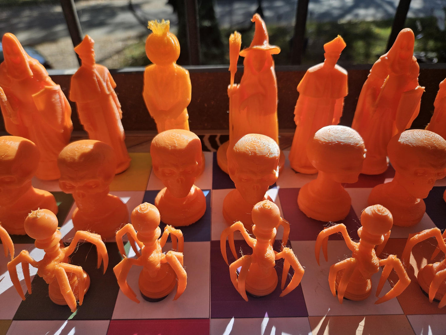 Halloween Themed 3D Printed Chess Set - Magnetic