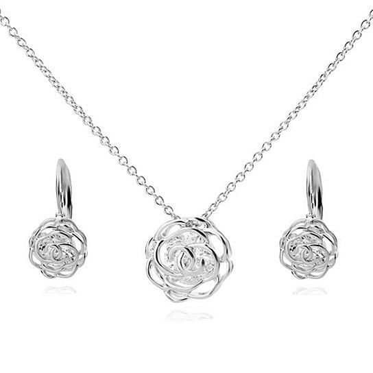Rose Is A Rose Pendant And Chain