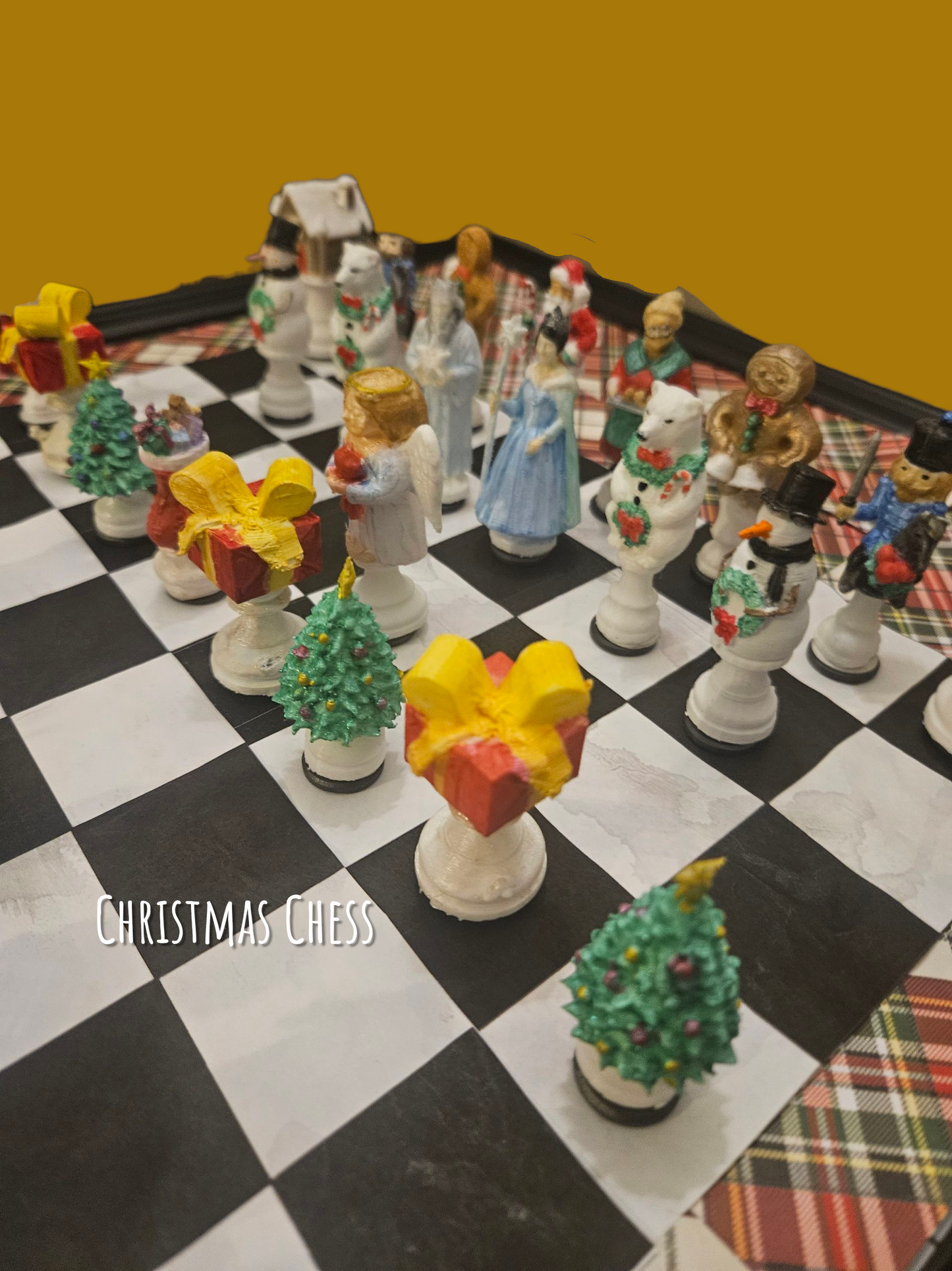 Christmas Themed 3D Printed Chess Set - Magnetic